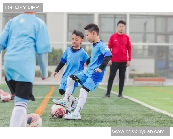 足球明星与队友孩子的友谊与成长故事分享 足球明星与队友孩子的友谊与成长故事分享