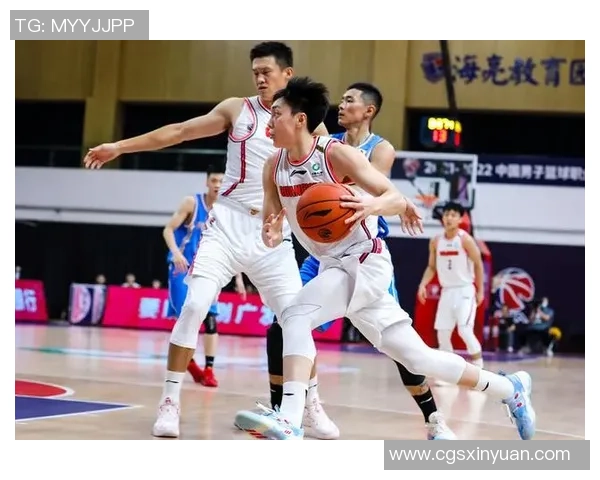 武汉网球队在选拔赛中以65分稳居积分榜首位，展现强劲实力