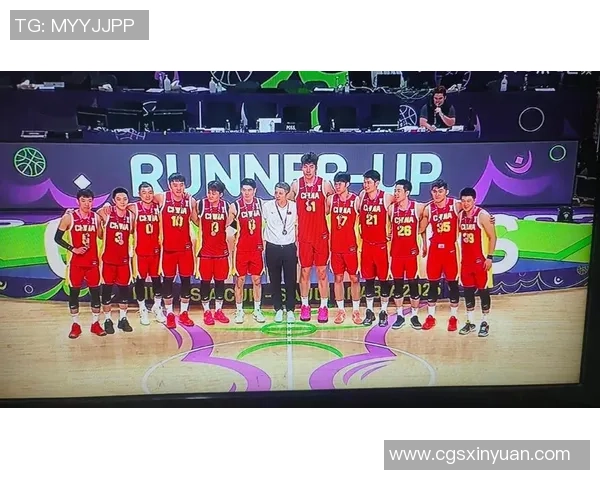 赛后分析：成都篮球队与南京篮球队的团队协作表现及其影响因素探讨